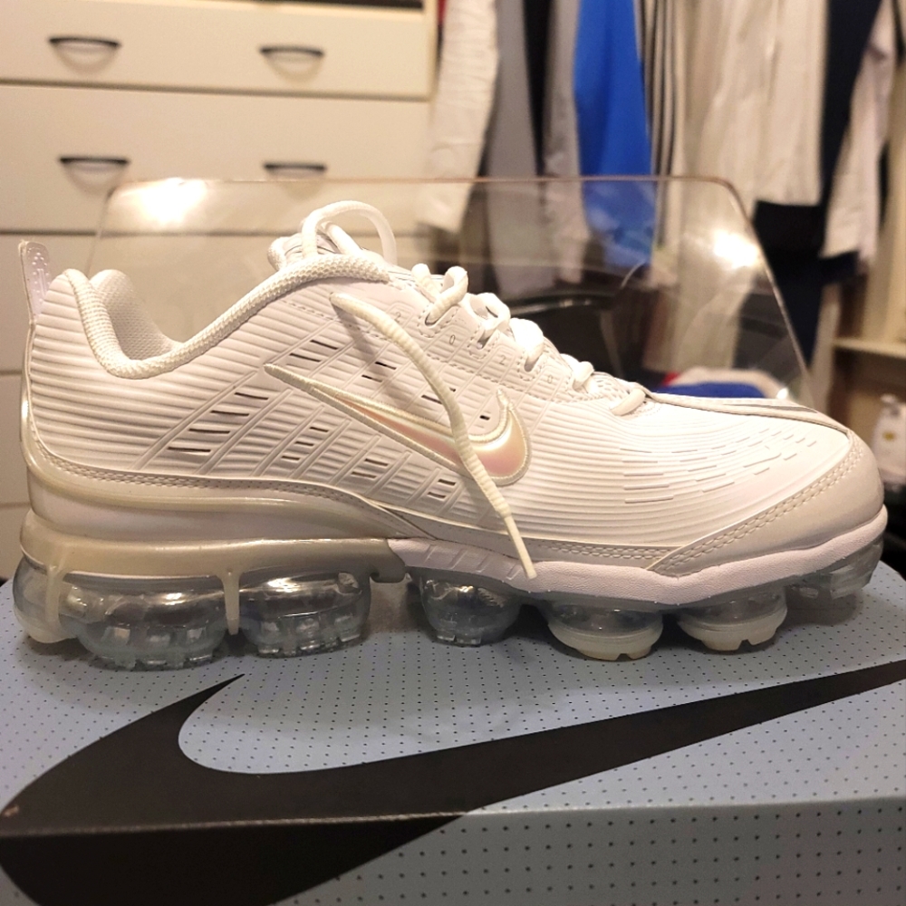 Brand New Nike Vapor Max Special Edition